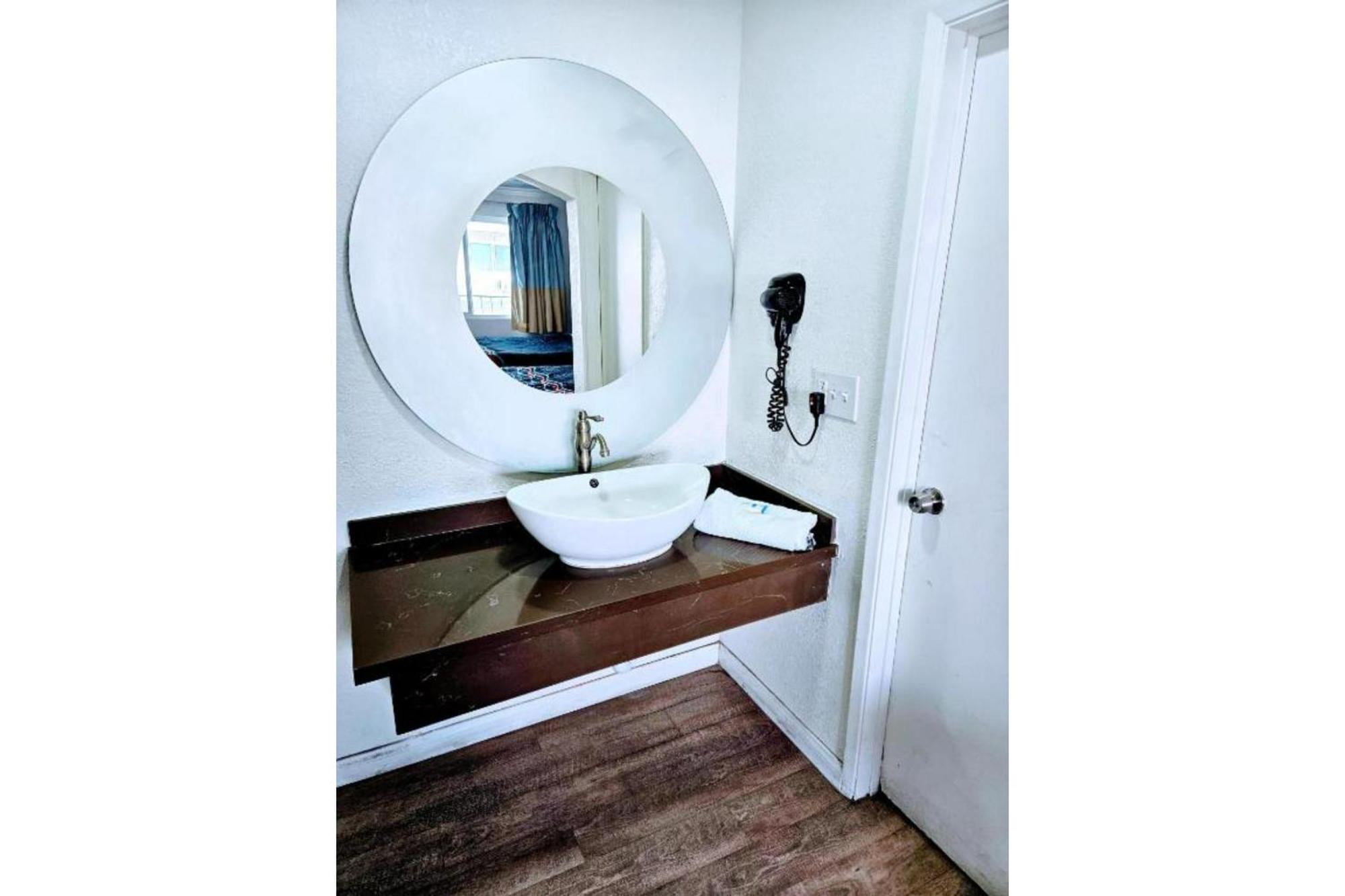 Hotel Ridgecrest An Extended Stay Studio מראה חיצוני תמונה